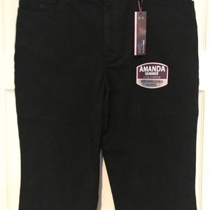 Gloria Vanderbilt Capri black jeans